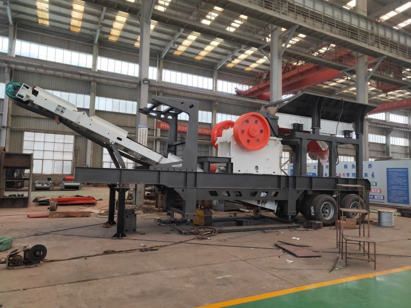 Tire Type Mobile Jaw Crushing Plant